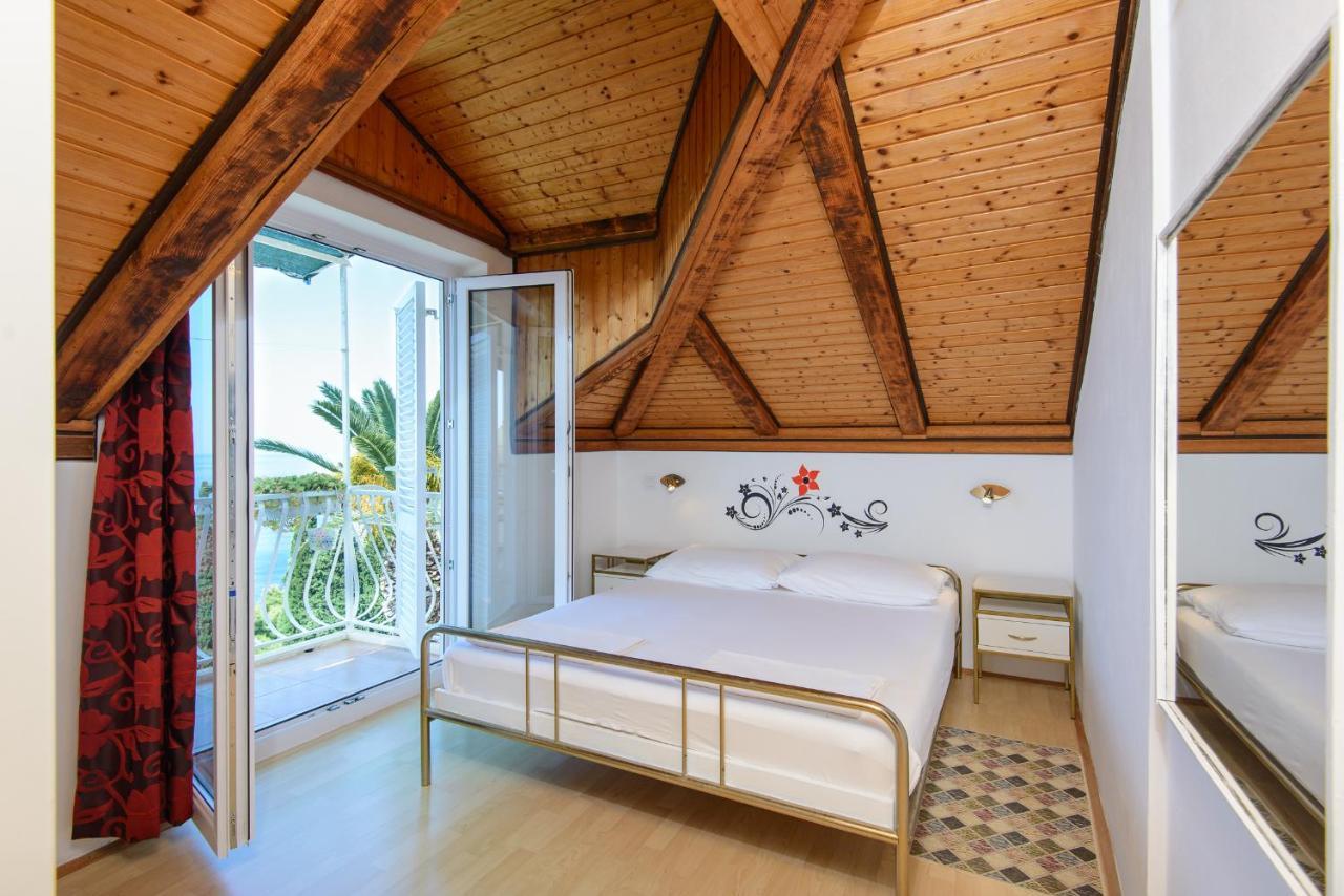 Impeccable 3-Bed Apartment In Ντουμπρόβνικ Εξωτερικό φωτογραφία